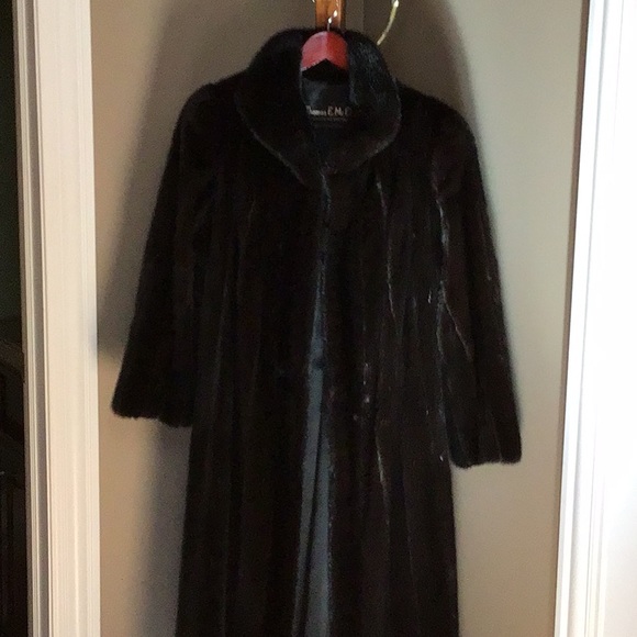 Mink full length coat - Picture 2 of 3